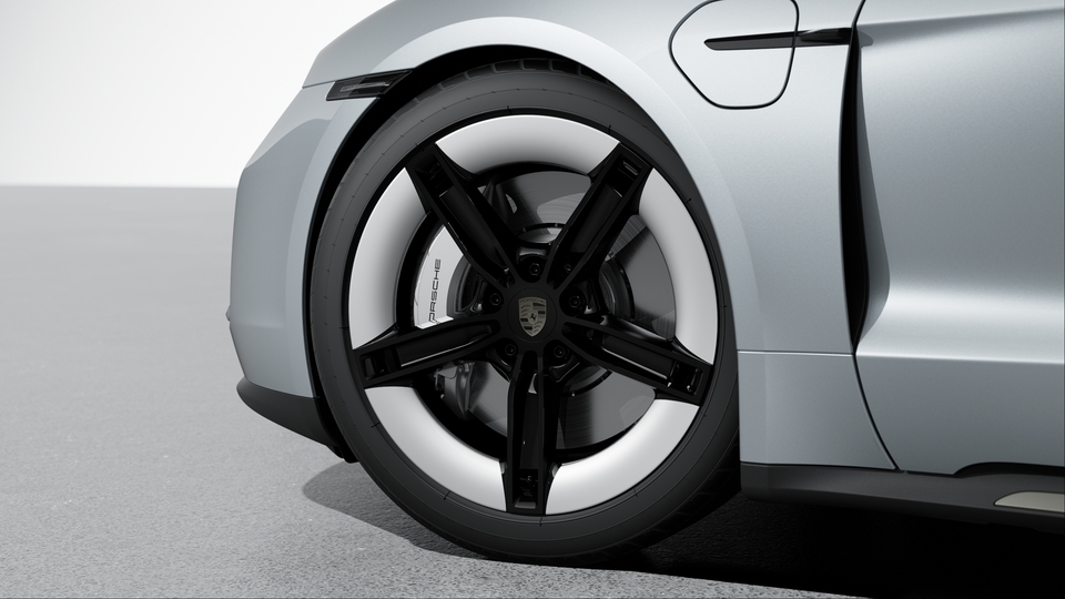 21-Inch Mission E Design Wheels