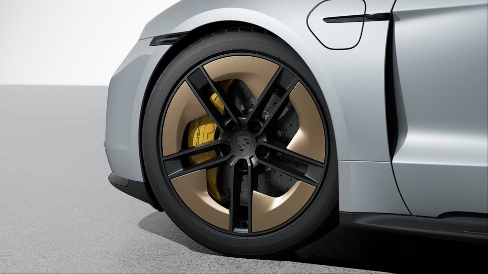 21-inch Taycan Exclusive Design Wheels painted in Satin Black