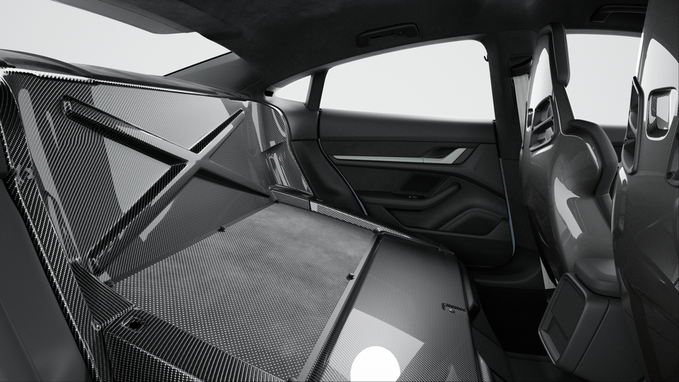 GT salona apdares pakotne ar Race-Tex materiālu un ādu melnā krāsā un GT Silver krāsas kontrasta elementiem