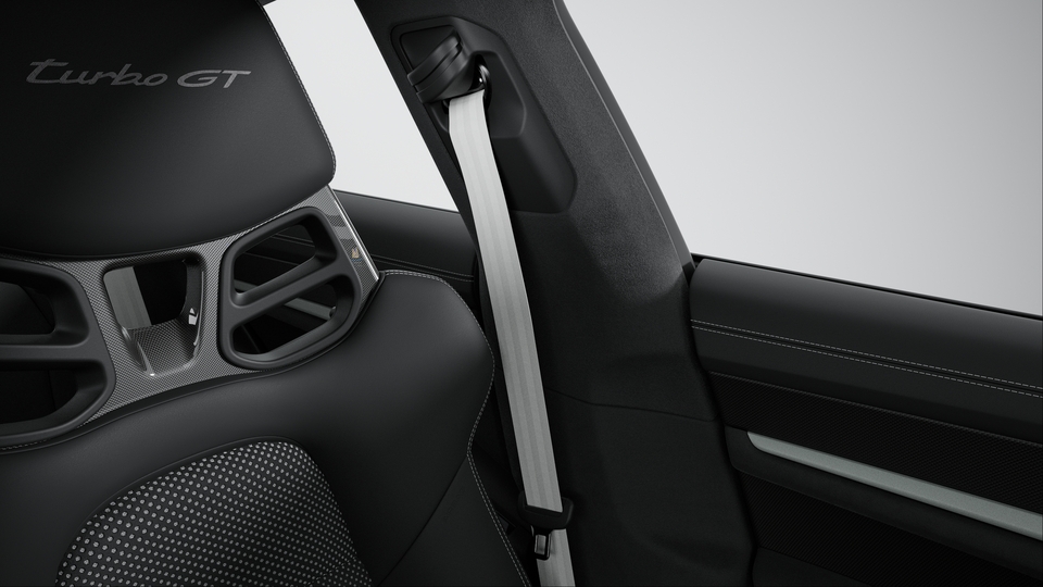 Race-Tex interior package with extensive leather items in Black and contrasts in GT Silver