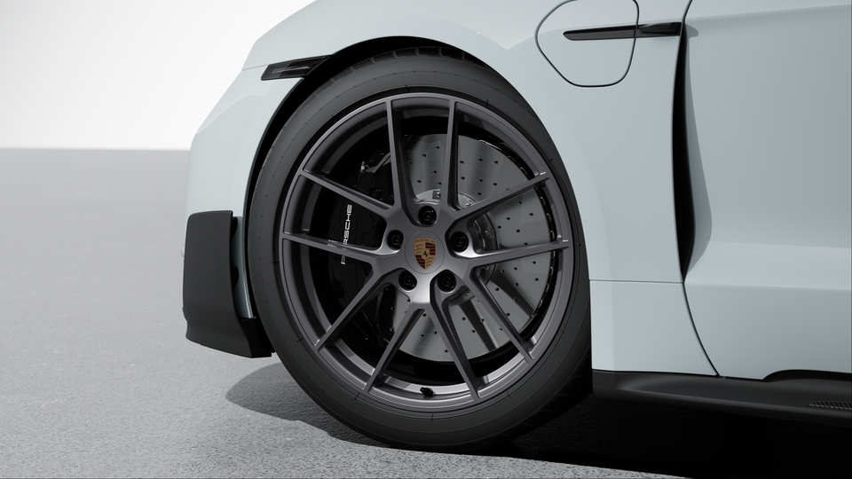 „Porsche“ keraminių stabdžių sistema „Porsche Ceramic Composite Brake“ (PCCB) su stabdžių apkabomis, dažytomis juoda (Black), itin blizgia (high-gloss) spalva