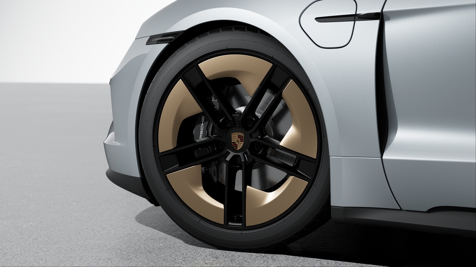 21-inch Taycan Exclusive Design Wheels painted in Black (high-gloss)