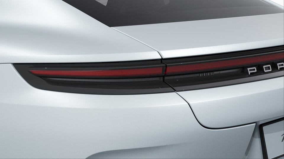 Three-dimensional taillight strip