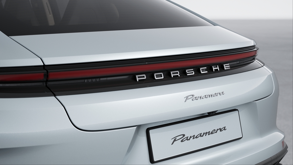 Logo “PORSCHE” in argento lucido