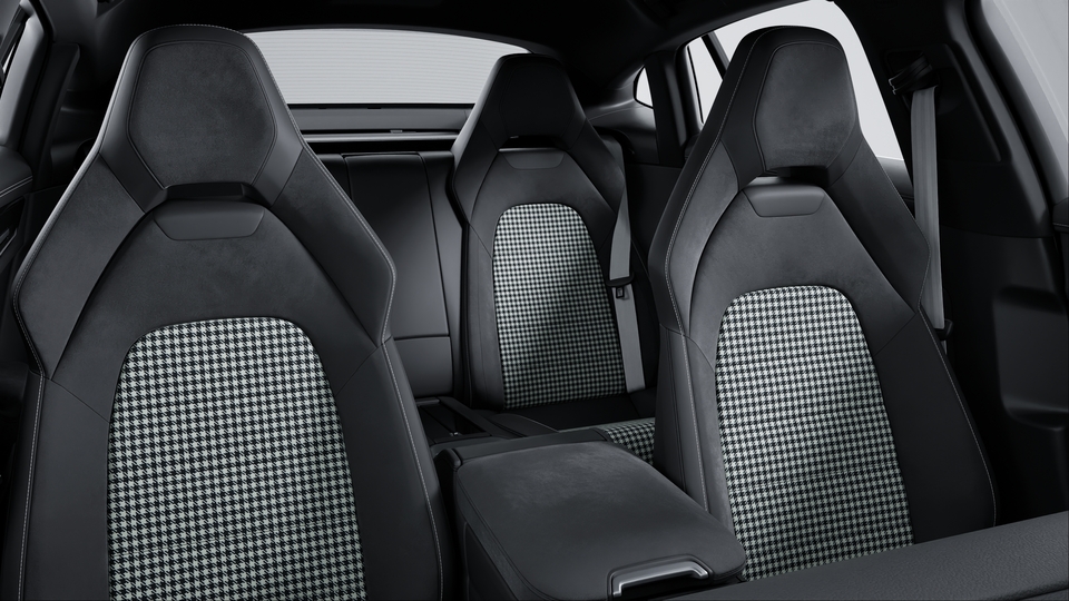 Leather-Free Interior in Black with Pepita Seat Centres
