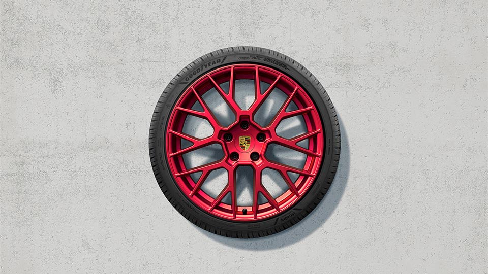 20/21-inch RS Spyder Design winter wheel-and-tire set, painted in Pyro Red