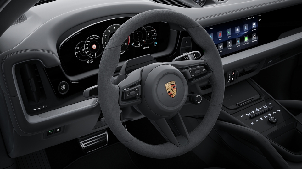 GT sports steering wheel with steering wheel with rim in Race-Tex and steering wheel heating