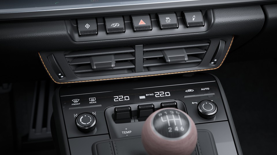 Slats leather and air vents leather with coloured decorative stitching