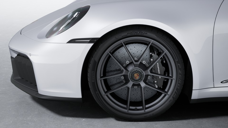 Porsche Ceramic Composite Brake (PCCB) with brake calipers painted in Black (high-gloss)