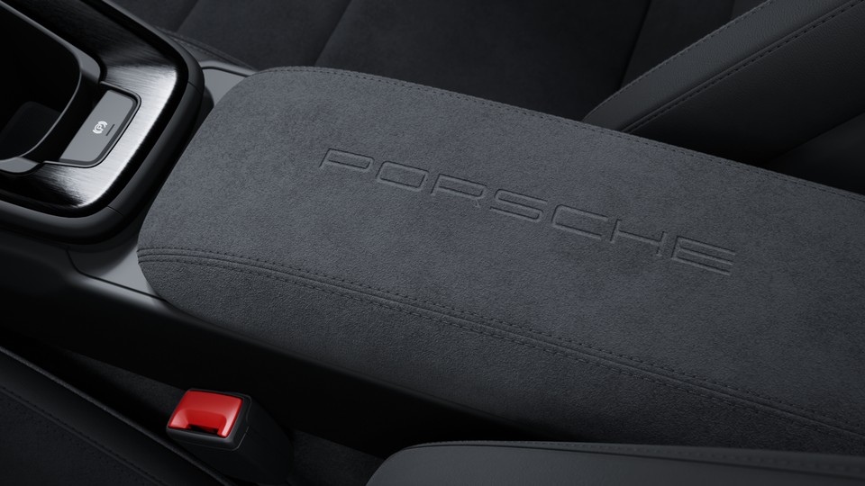 ‘PORSCHE’ logo on storage compartment lid Race-Tex