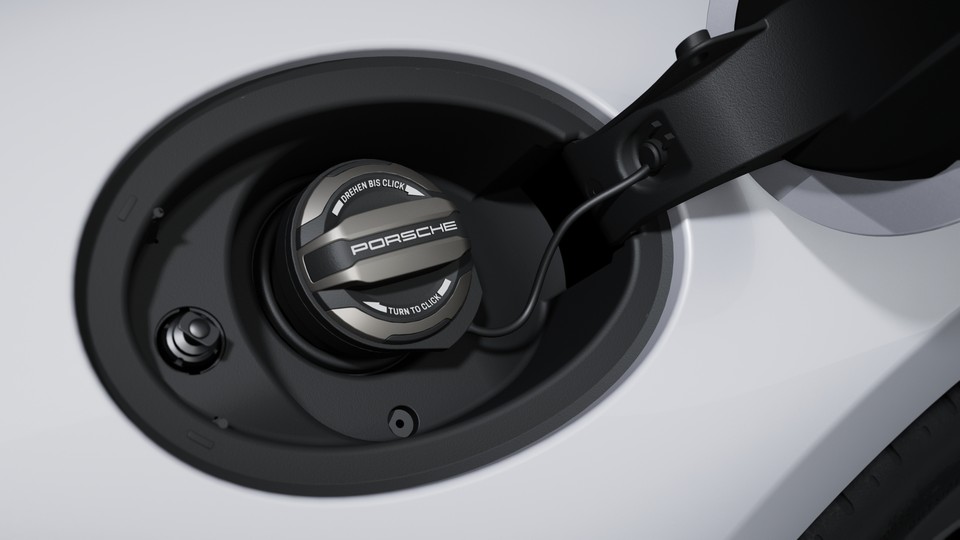 Exclusive Design degvielas uzpildes vāciņš Turbonite krāsā