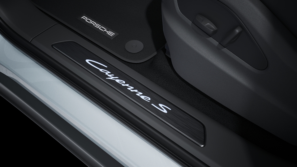  Door-Sill Guards in Black Brushed Aluminum, Illuminated i.c.w. Inner Door-Sill Guards in Leather