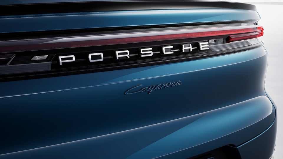 Model Designation on Rear in Exterior Color