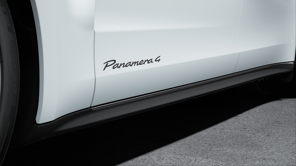 Model designation on doors in Black
